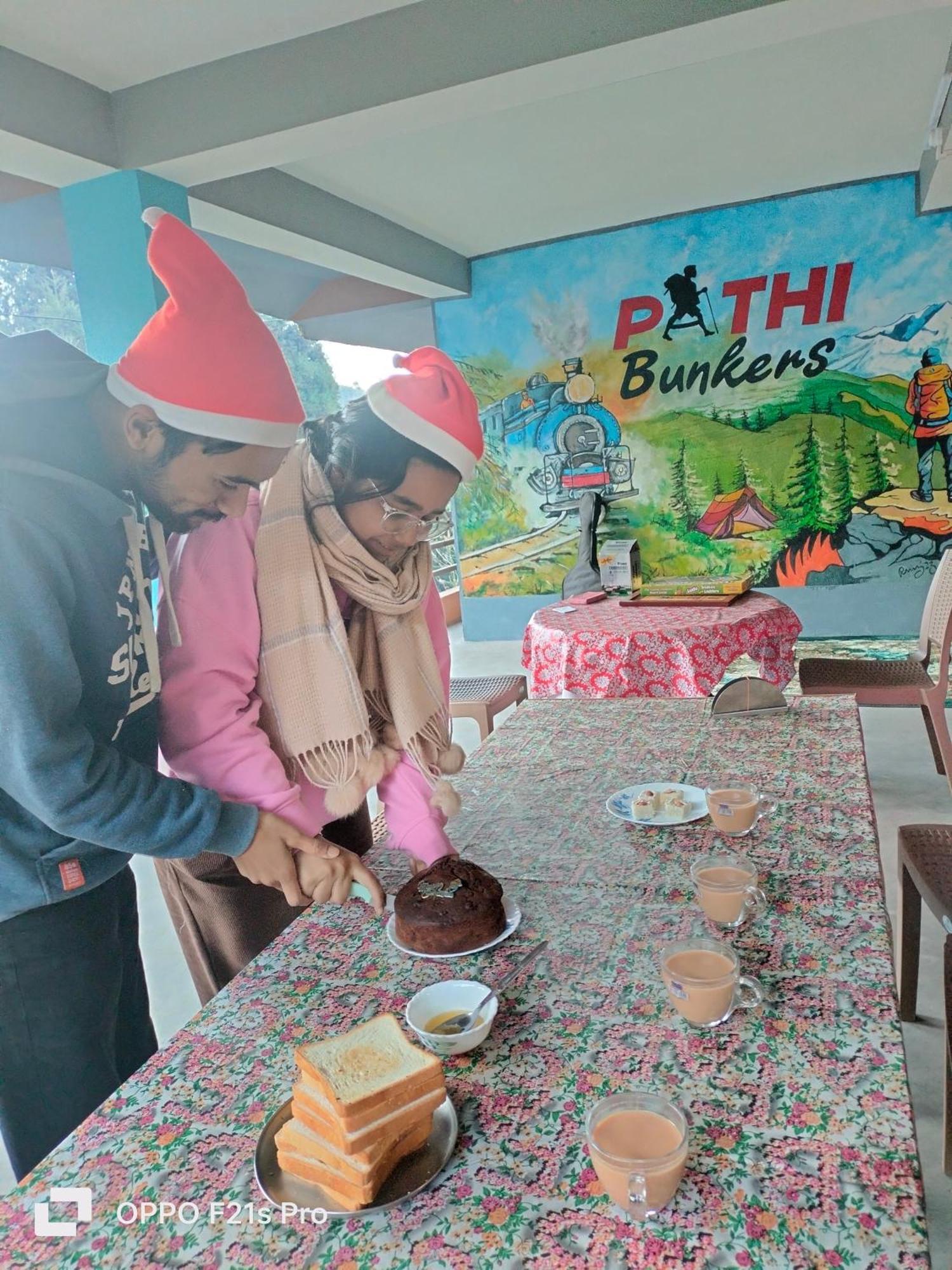 Pathi Bunkers Hostel Darjeeling  Exterior photo